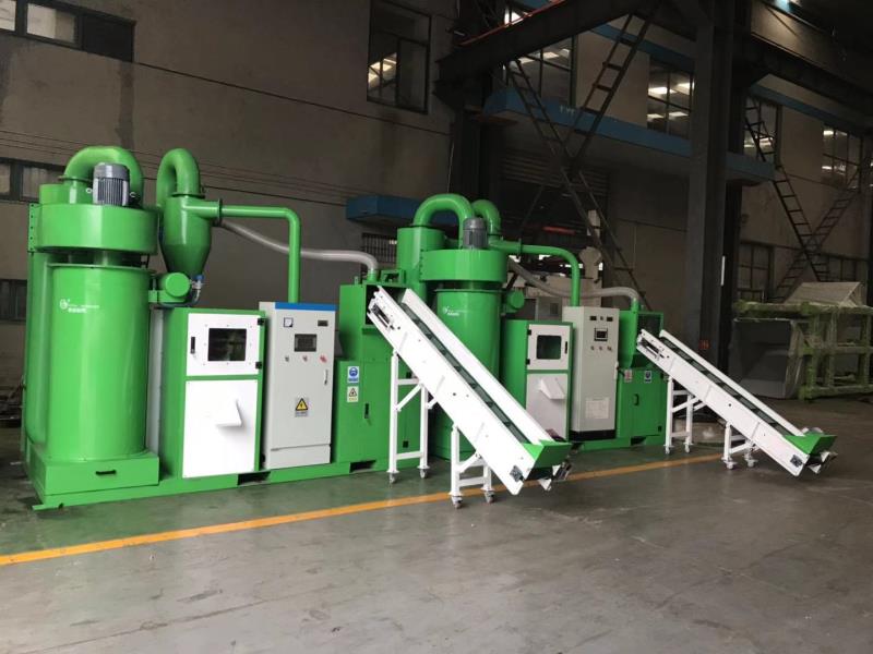 Hệ thống tái chế pin và ắc quy thải